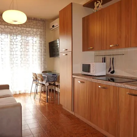 Modern With Shared Pool - Beahost Appartement Porto Santa Margherita