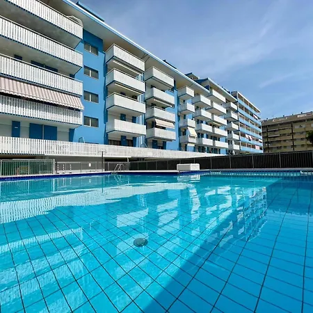 Apartman With Shared Pool-beahost *
